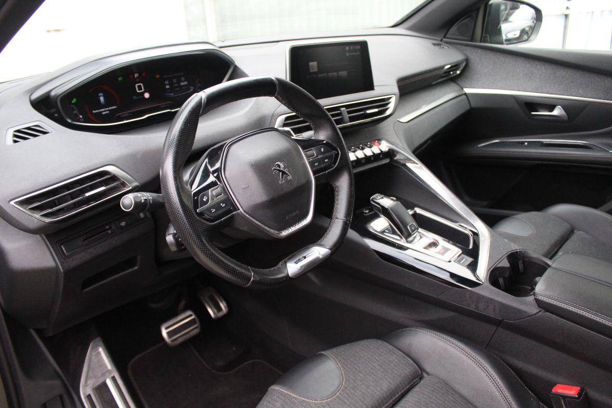 PEUGEOT - 5008 - BlueHDi 130 S&S EAT8 GT Line