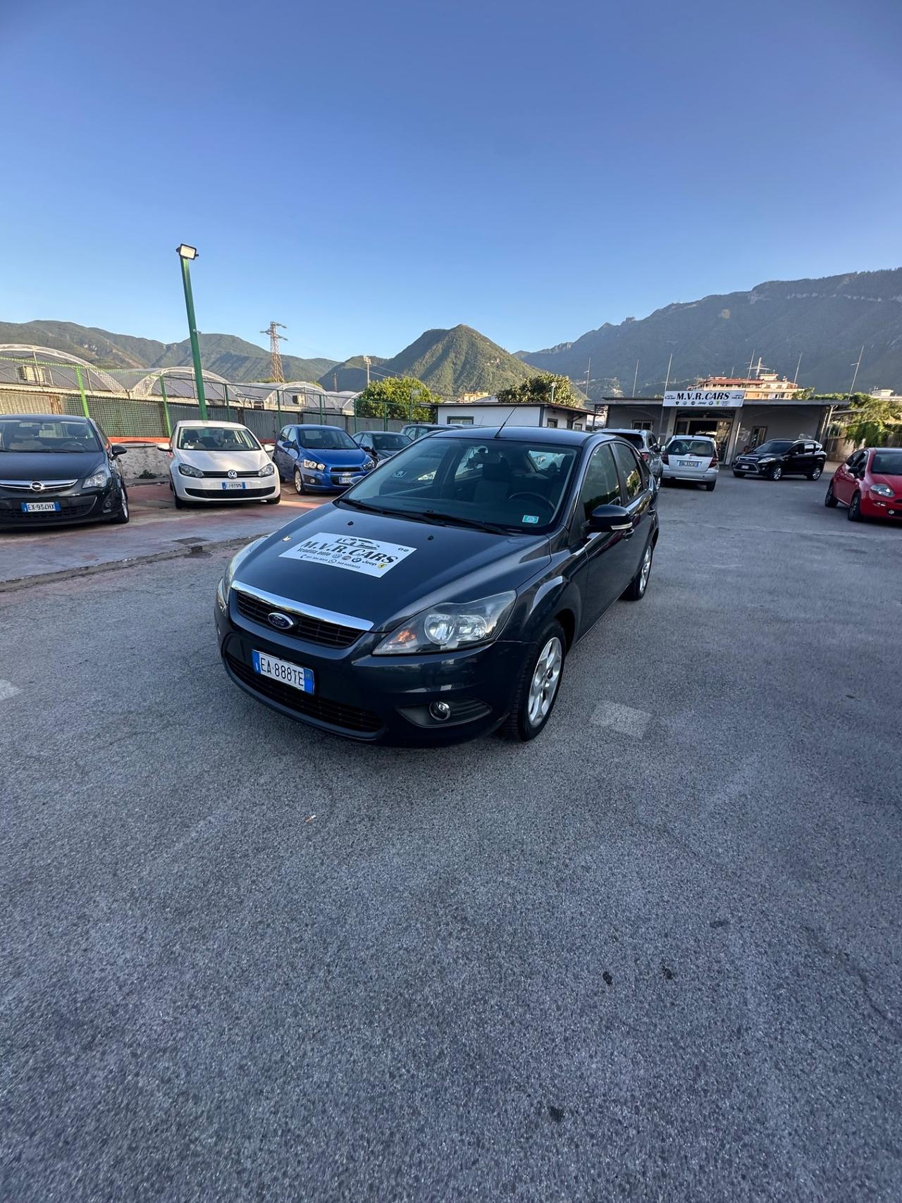 Ford Focus 1.6 (115CV) 5p. Bz.- GPL Titanium