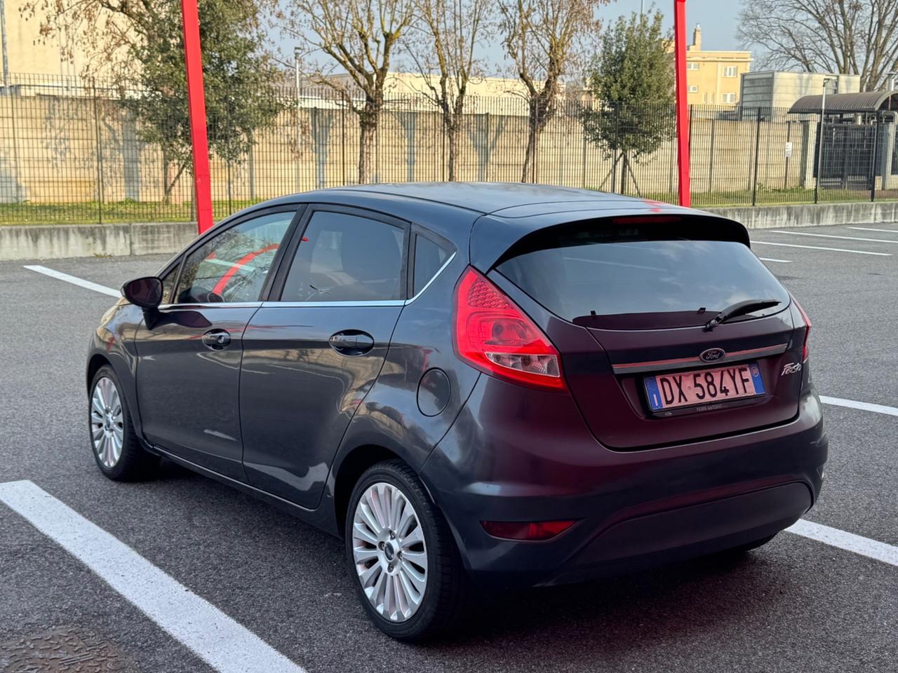 Ford Fiesta 1.2 82 CV 5 porte Titanium