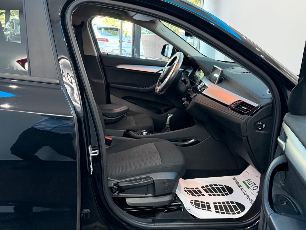 Bmw X2 sDrive18d Business-X