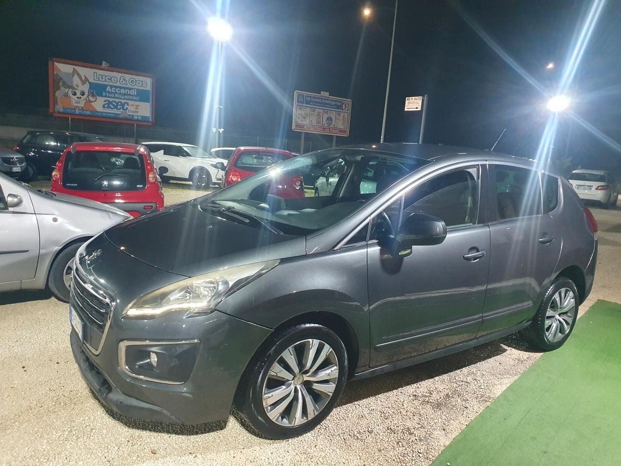 Peugeot 3008 1.6 HDi 115CV Business