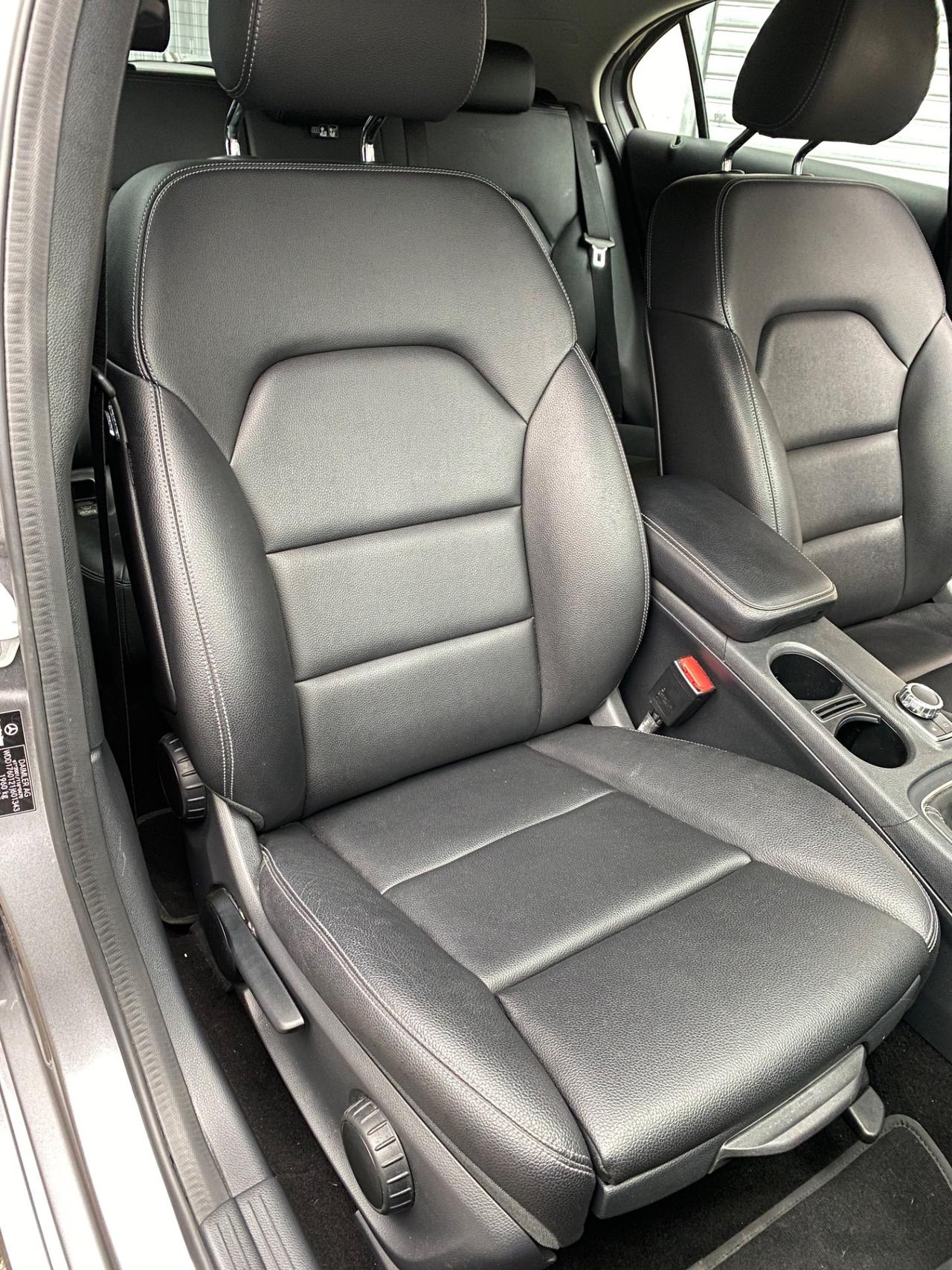 Mercedes-Benz A 180d 1.5 109cv Premium - 2017