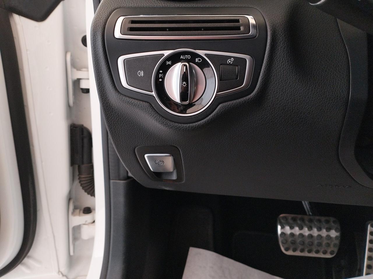 Mercedes-benz C 220 d Coupé Premium auto