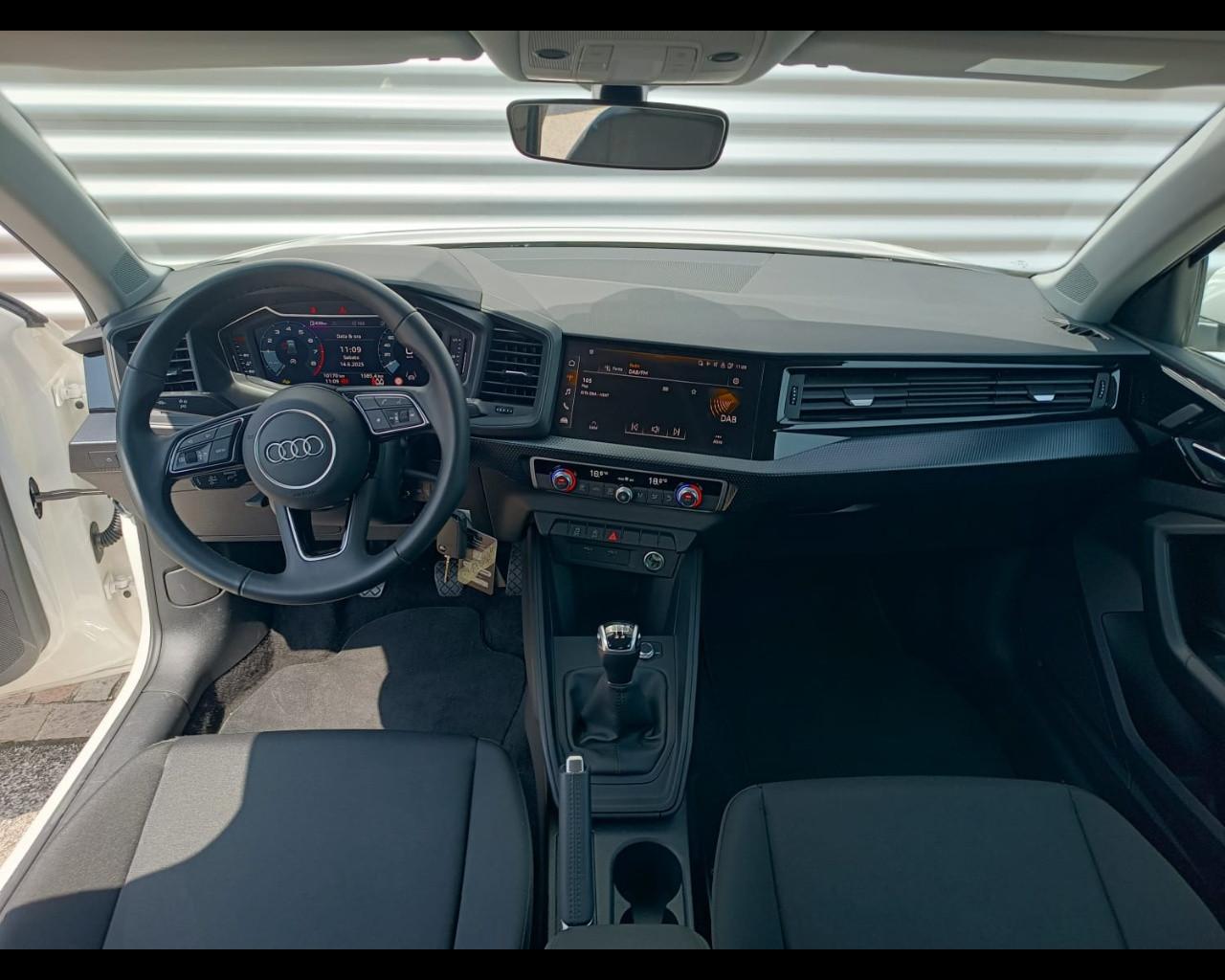 AUDI A1 SPORTBACK 25 TFSI BUSINESS