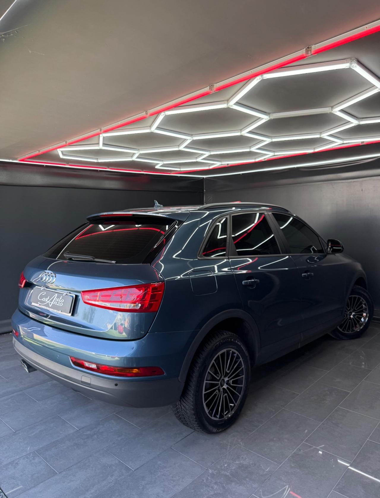 Audi Q3 2.0 TDI 120 CV S tronic line Edition 2018