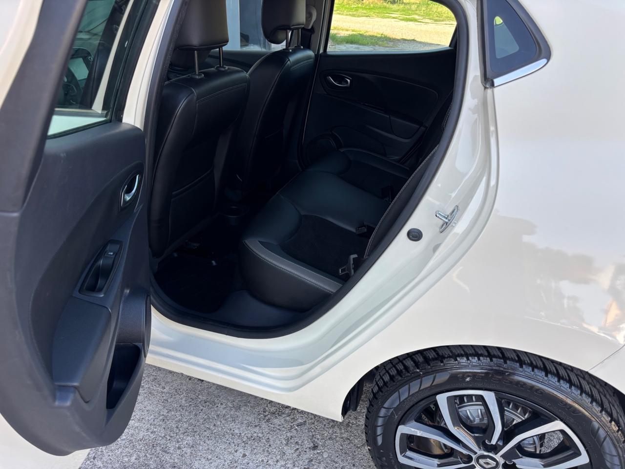 Renault Clio 1.2 benzina.Neopatentati.Garanzia 12mesi