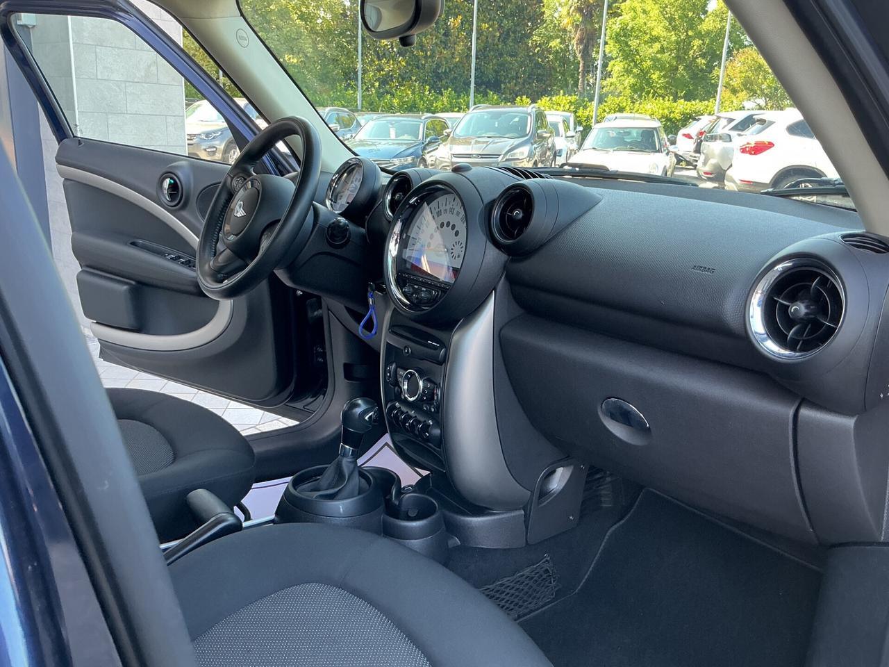 Mini Cooper Countryman 2.0 Diesel Automatica Neopatentati