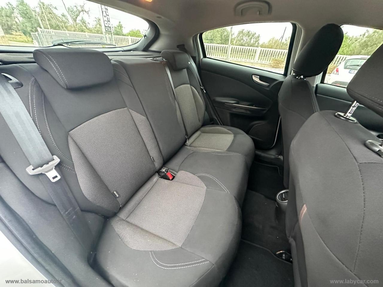 ALFA ROMEO Giulietta 1.6 JTDm-2 120 CV Distinctive