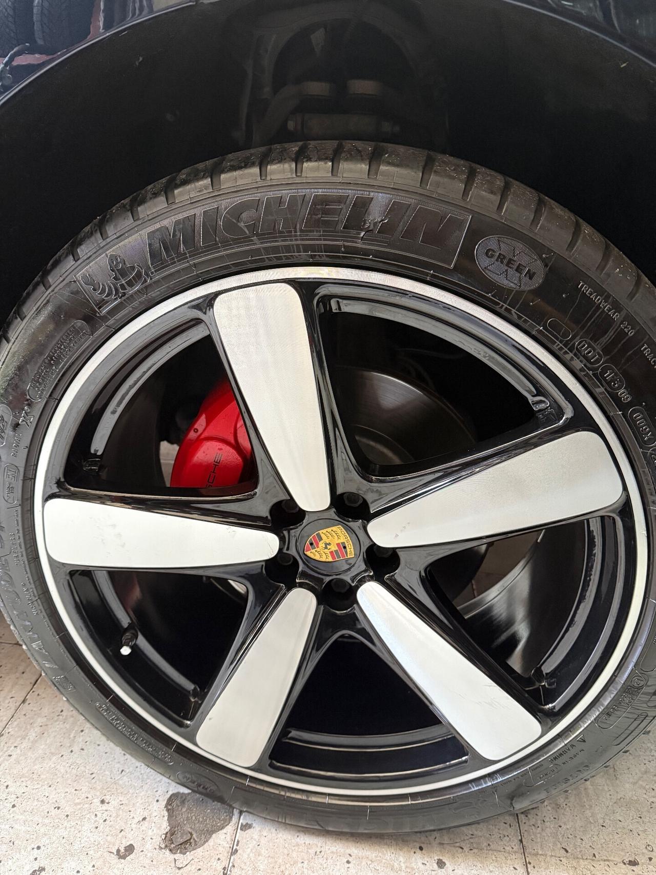 Porsche Macan 2.0 245 CV PASM TETTO 21