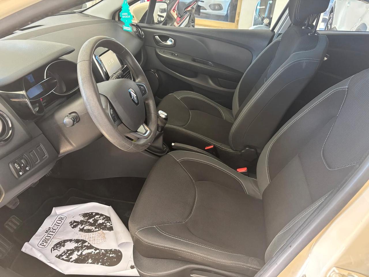 RENAULT CLIO ANNO 2018 BZ 1.2 ADATTA NEOPATENTATI KM 100 MILA