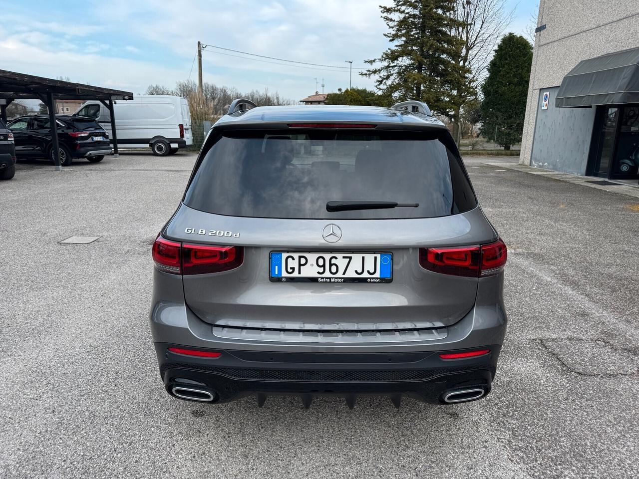 Mercedes-Benz GLB 200 d Premium auto Pack Luci - Garanzia Merc. 4 Anni