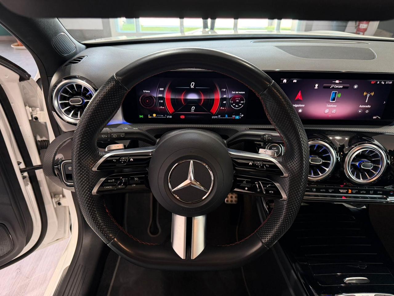 Mercedes-benz A 200d Premium AMG Plus Night Edition