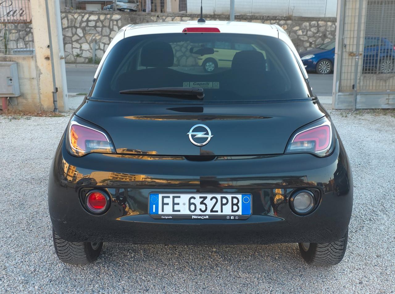 Opel Adam 1.4 87 CV GPL Tech Unlimited