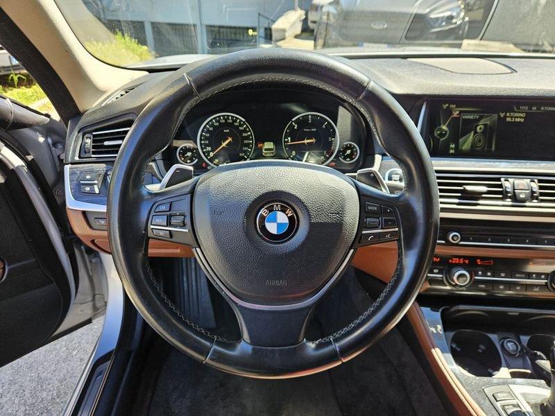 BMW Serie 5 525d Luxury Touring