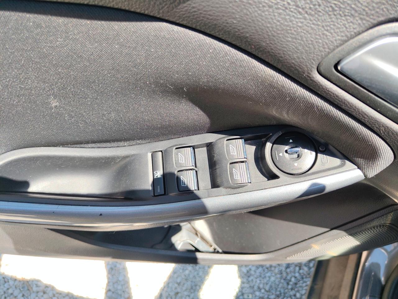 Ford Focus 1.6 TDCi (110CV) 5p. Tit. DPF**PREZZO OUTLET**
