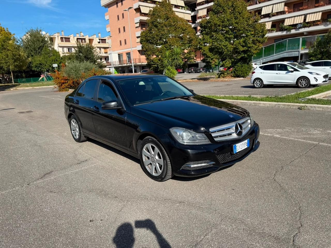 Mercedes-benz C 200 220 CDI BlueEFFICIENCY Elegance