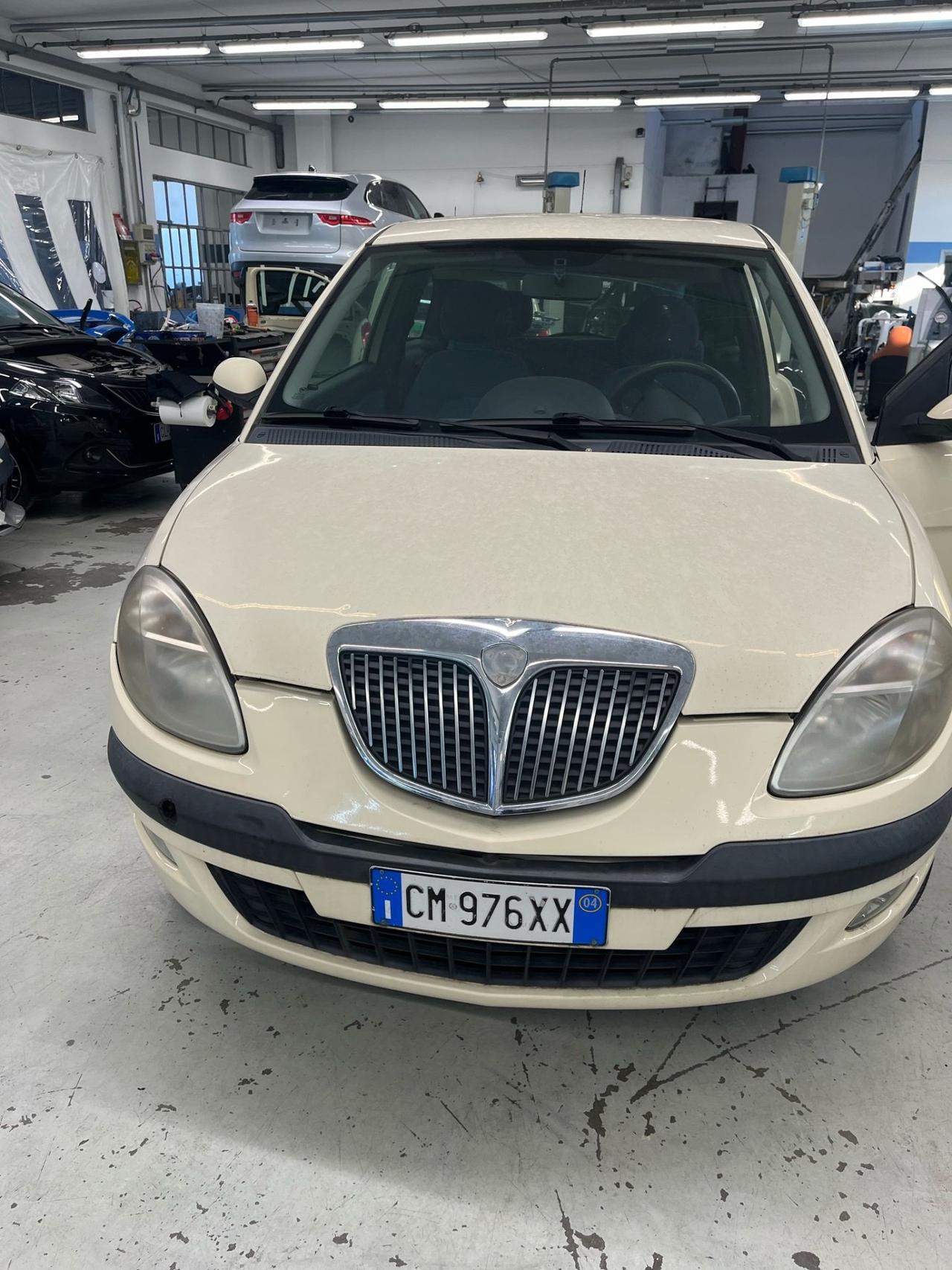 Lancia Ypsilon 1.2