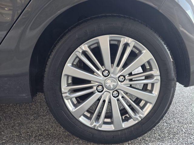 PEUGEOT 208 PureTech 82 5 porte Active