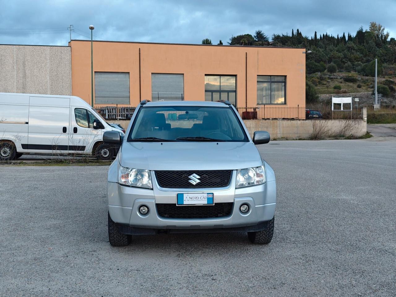 Suzuki Grand Vitara MOTORE NUOVO KM0 1.9 DDiS 3 porte