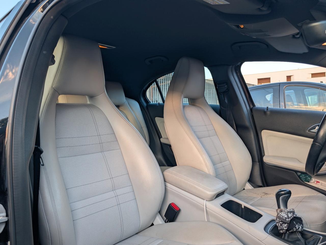 Mercedes-benz A 180 BlueEFFICIENCY Premium