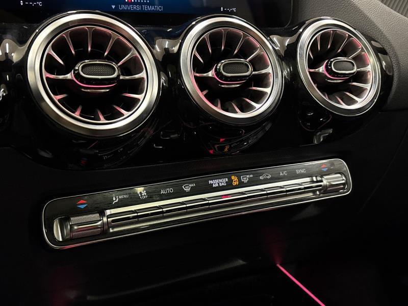 Mercedes GLA 35 AMG 4Matic Speedshift DCT AMG 8G