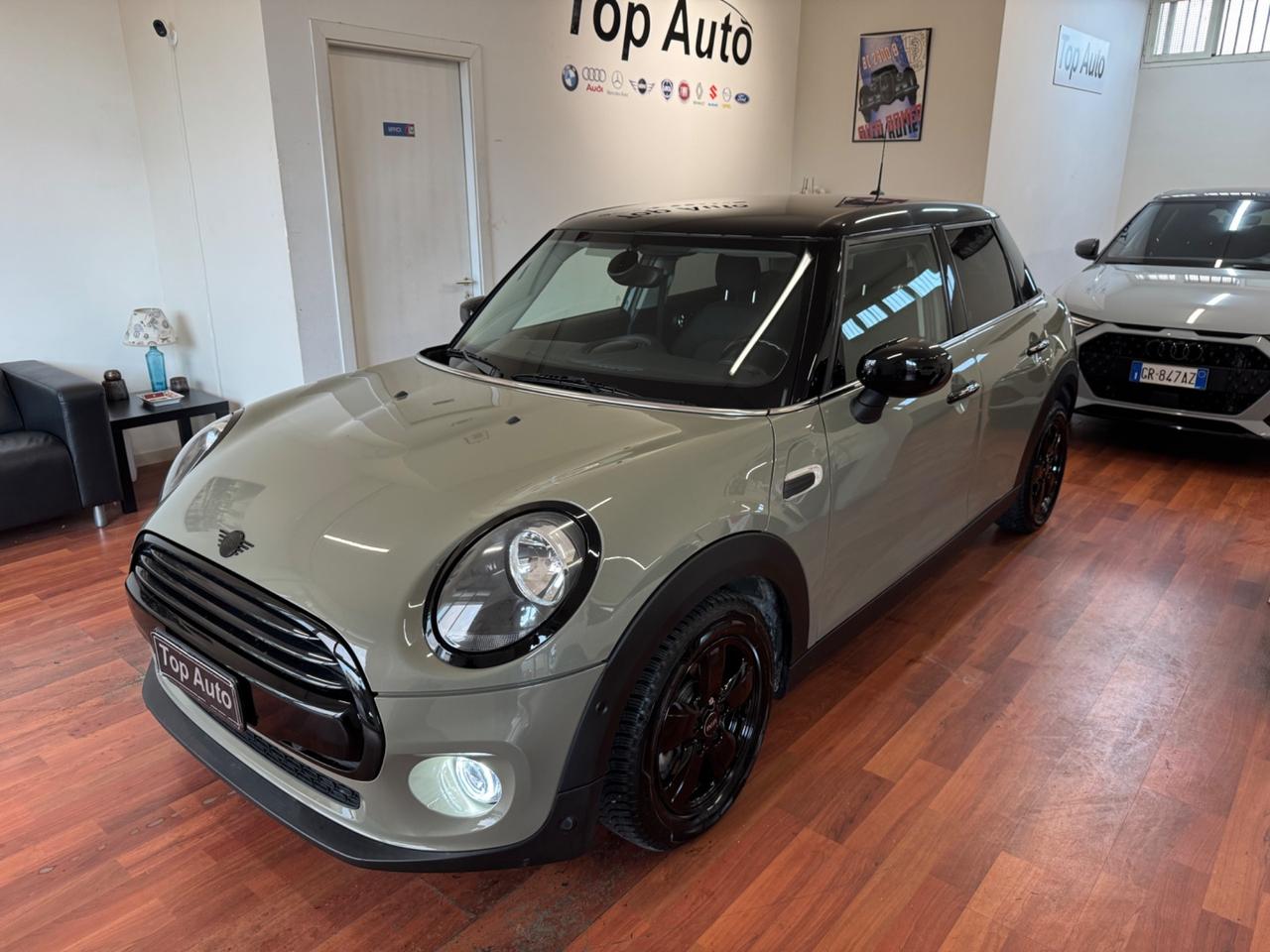 MINI 1.5 COOPER AUT. BUSINESS 5p. - MY20