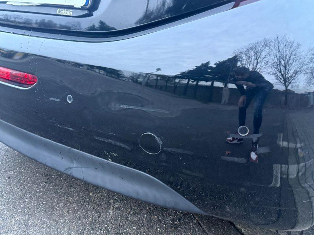 Peugeot 208 BlueHDi 100 S&S 5 porte Signature