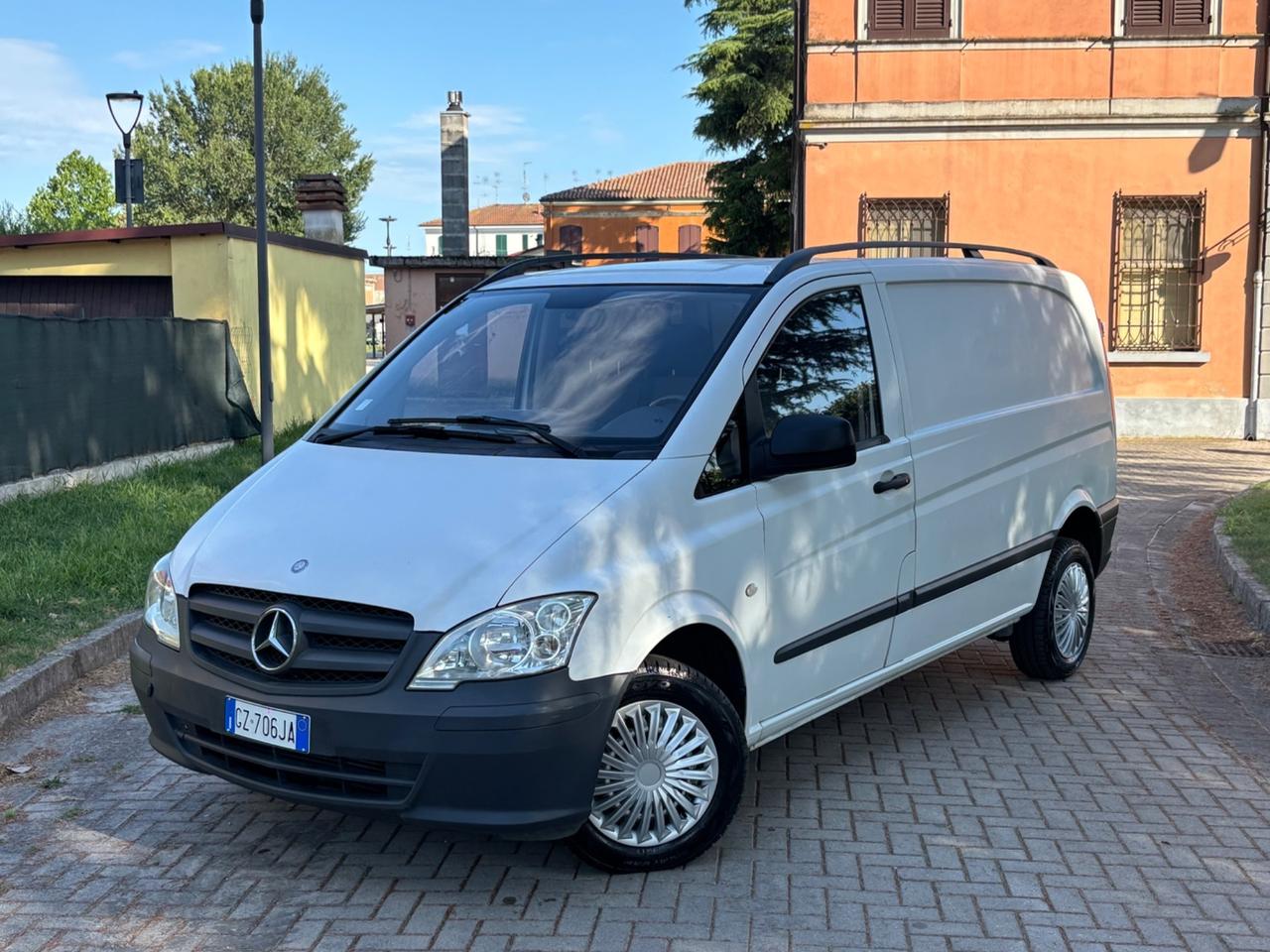 Mercedes-benz Vito 2.2 110 CDI 3posti