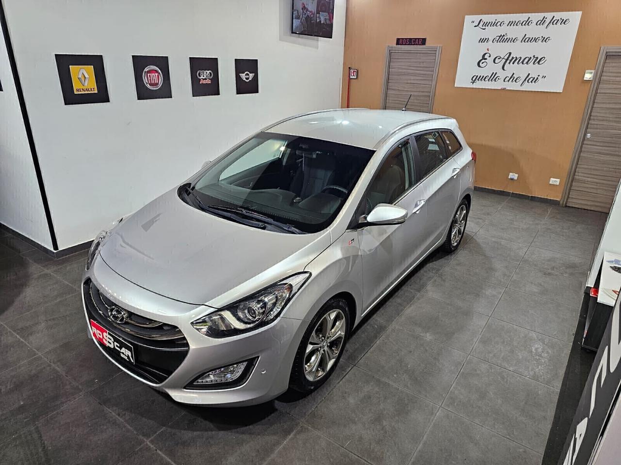 Hyundai i30 1.6 CRDi 128CV Style (119.000 km)
