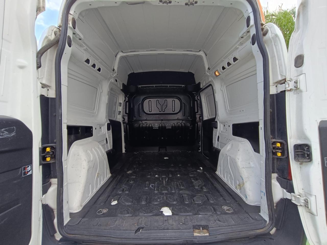 Fiat Doblò 1.6 MJT 105CV Cargo Maxi XL Lounge - 2019