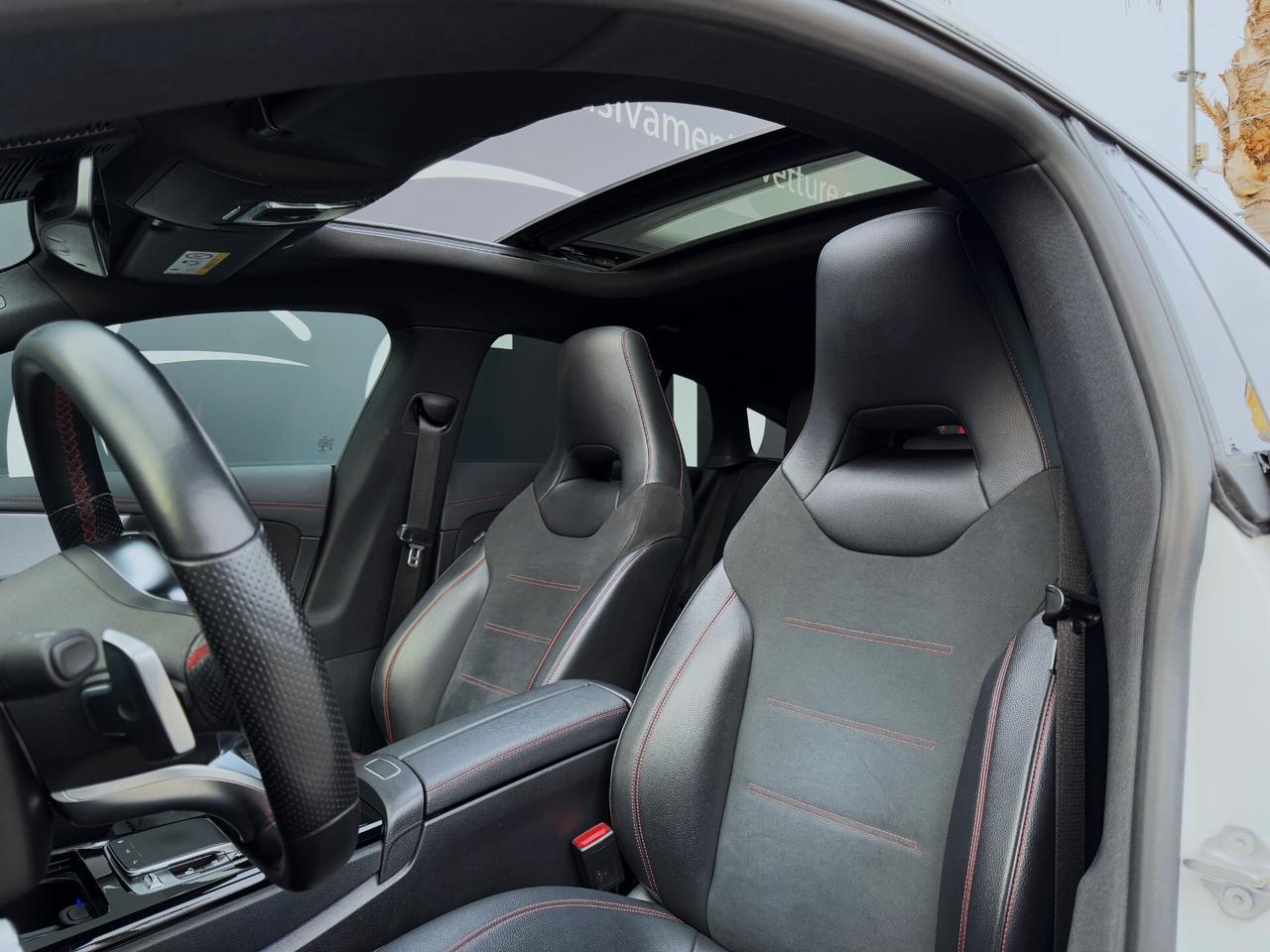 Mercedes-Benz CLA 200 d Shooting Brake Premium AMG TETTO