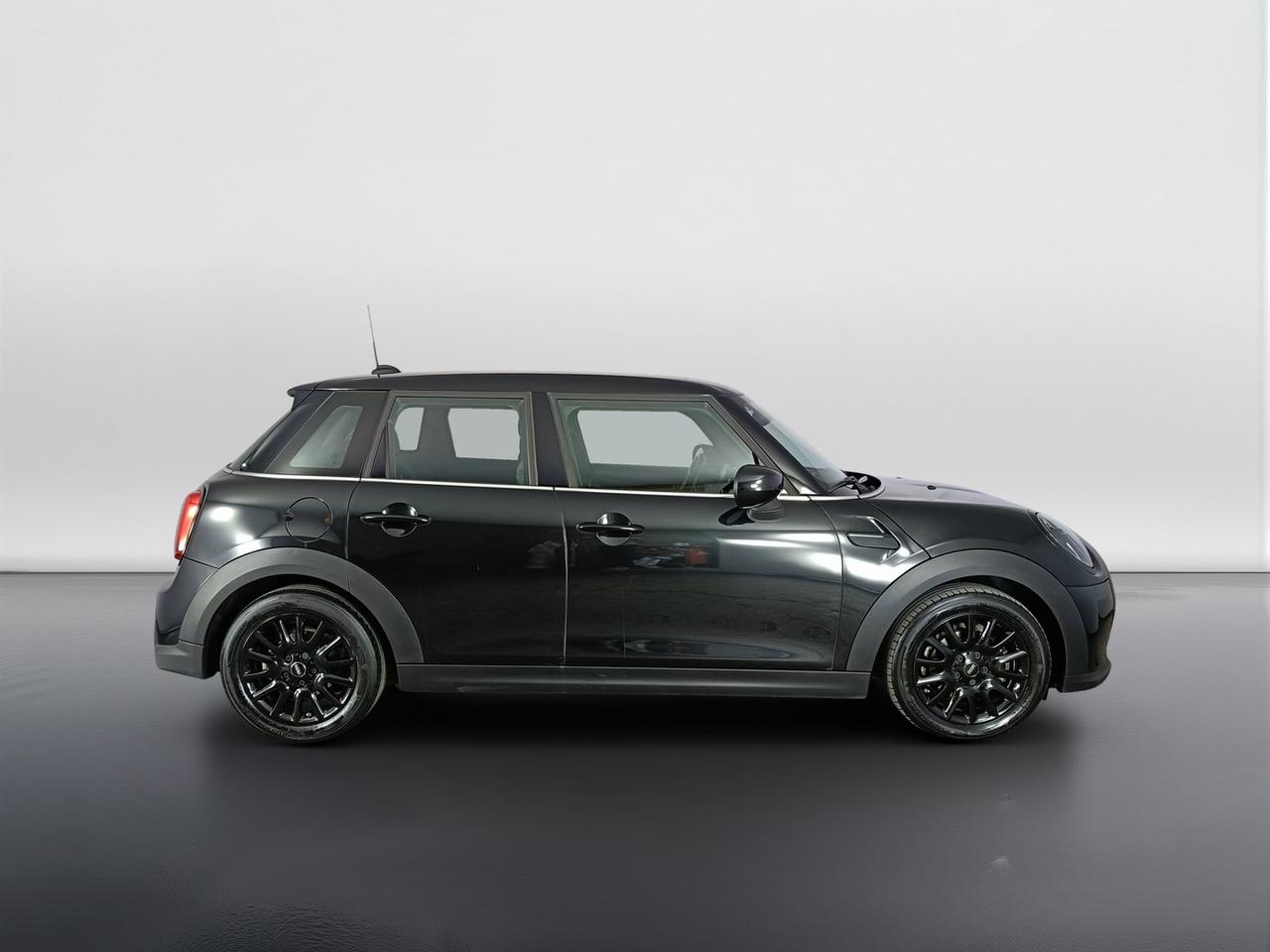 MINI Mini IV F55 2021 5p - Mini 5p 1.5 Cooper Classic auto