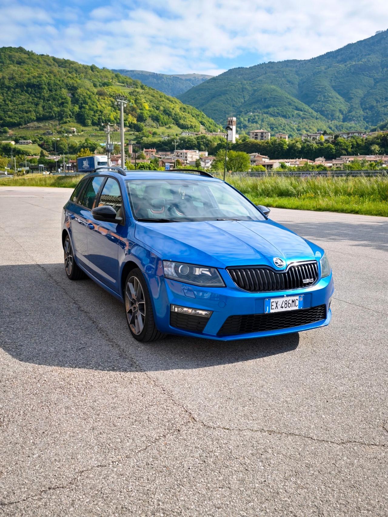 Skoda Octavia 2.0 TDI DSG Wagon RS