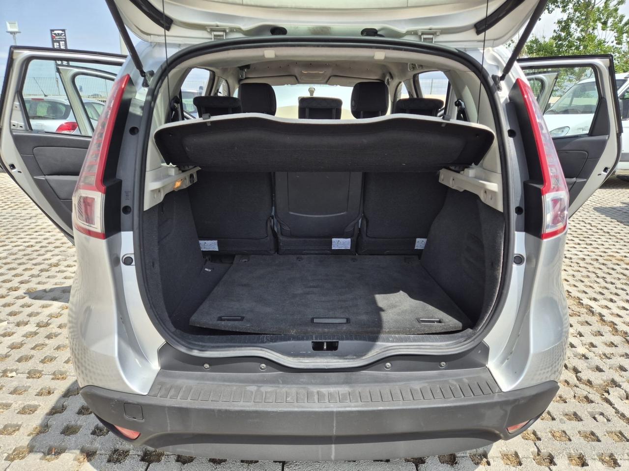 Renault Scenic Scénic X-Mod 1.5 dCi 105CV Confort