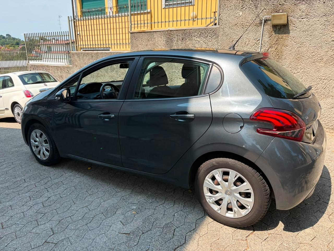 Peugeot 208 PureTech 82 5 porte Active*EURO6*NEOPATENTATI