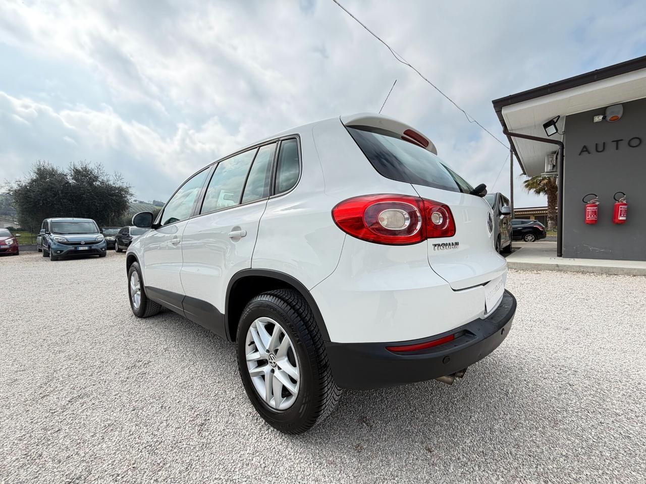 Volkswagen Tiguan 2.0 TDI 140cv BlueMotion 252.917 km