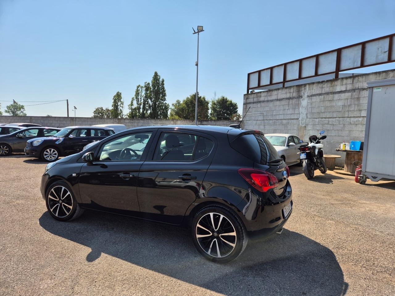 Opel Corsa 1.4 90CV Start&Stop Coupé b-Color