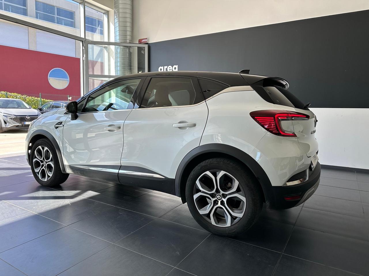 Renault Captur 1.6 e-tech full hybrid techno 145cv auto