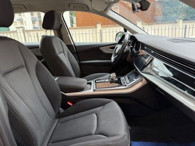 AUDI Q7 50 TDI quattro tiptronic Business