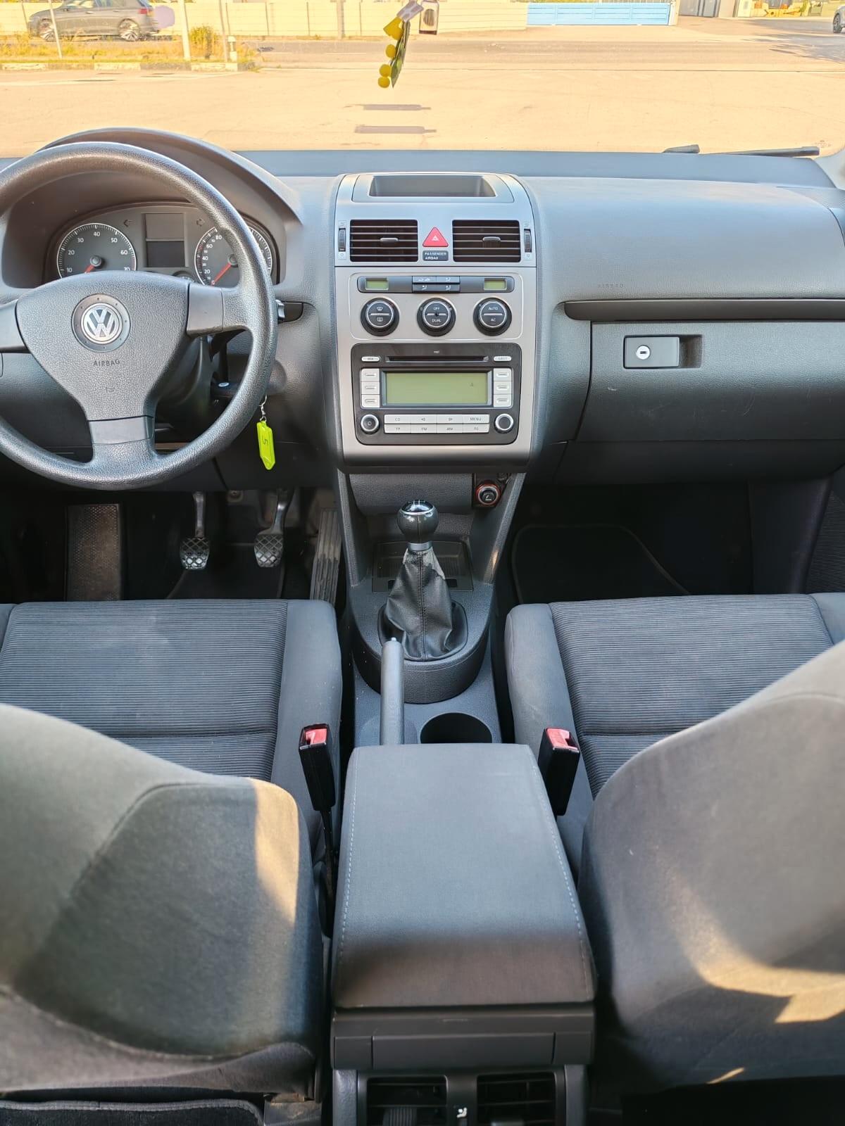 Volkswagen Touran 1.6 Trendline