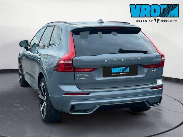VOLVO XC60 B4 (d) AWD Geartronic R-design