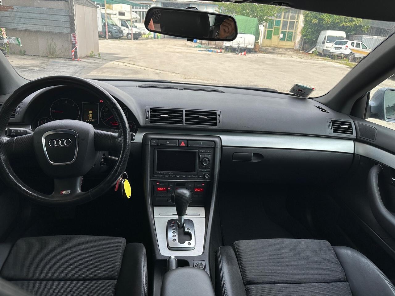 Audi A4 2.0 16V TDI Avant Top