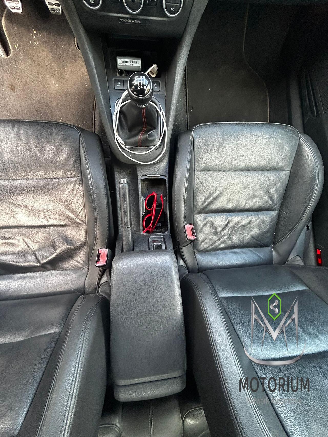 Volkswagen Golf Cabriolet 2.OTDI 140CVBLUEMOTION