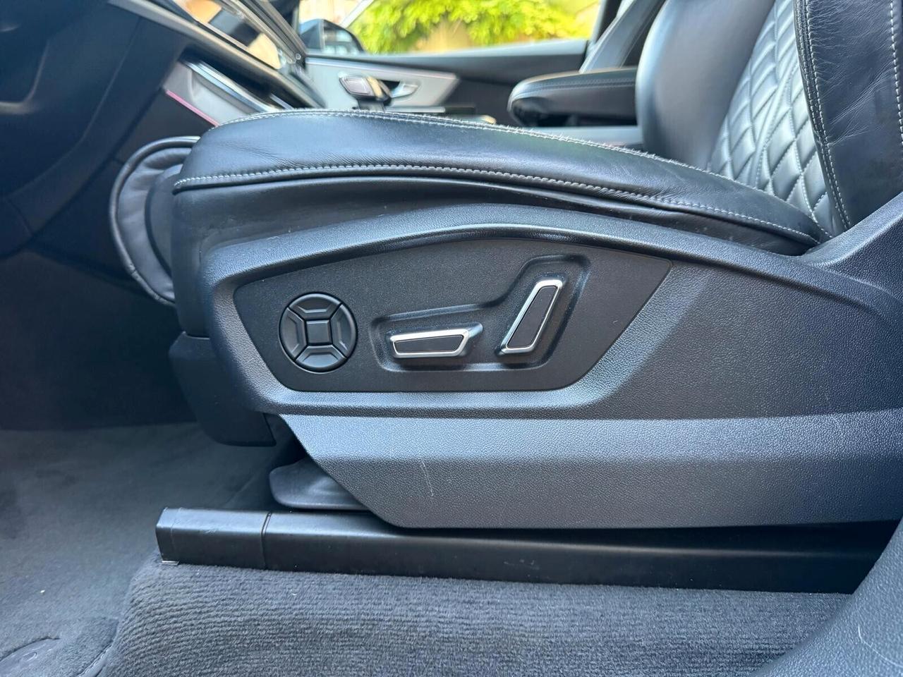AUDI Q8 55 TFSI QUATTRO TIPTRONIC SPORT 340cv