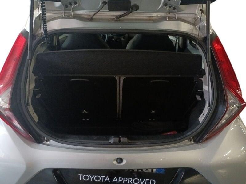 Toyota Aygo Aygo Connect 1.0 VVT-i 72 CV 5 porte x-play