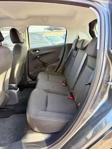 Peugeot 208 1.2 puretech Access 82cv