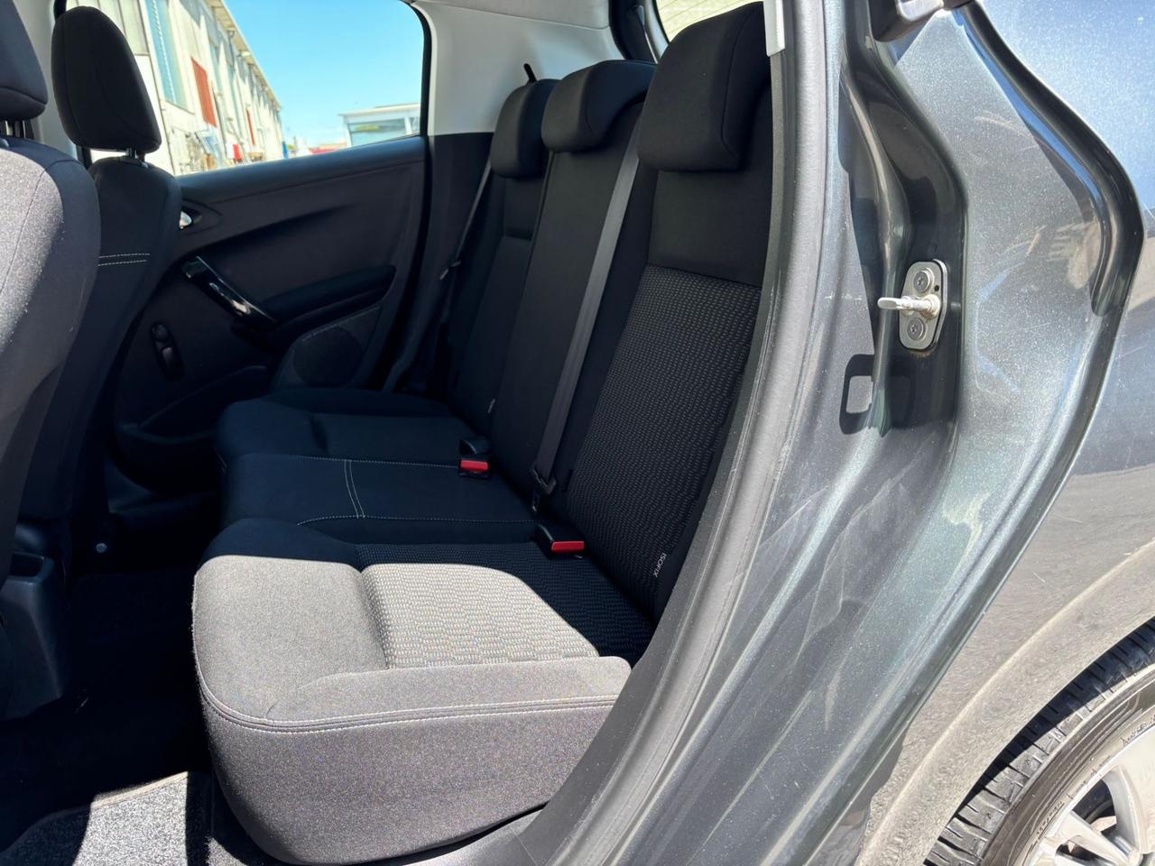 Peugeot 208 BlueHDi 75 5 porte Allure