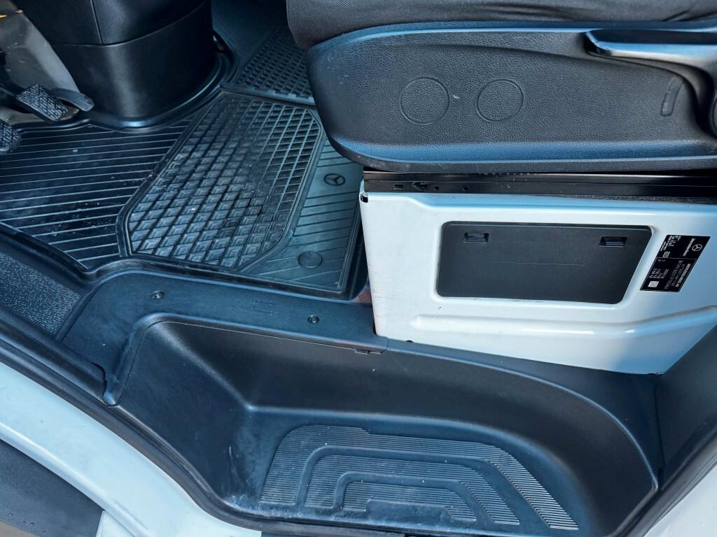 Mercedes-Benz Sprinter Cargo Van