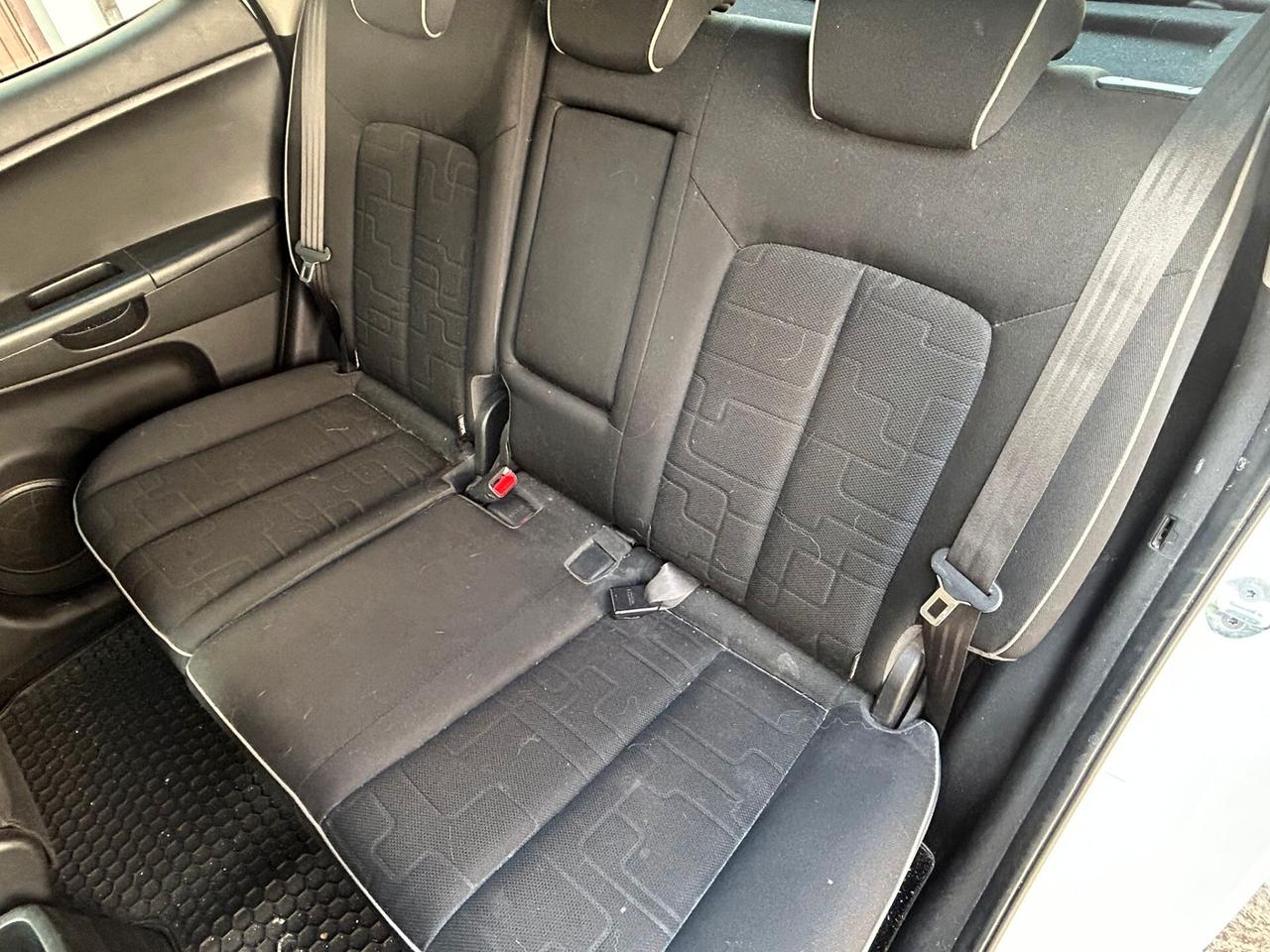 Kia Venga 1.4 crdi Active (wgt EX) - ANCHE PER NEOPATENTATI