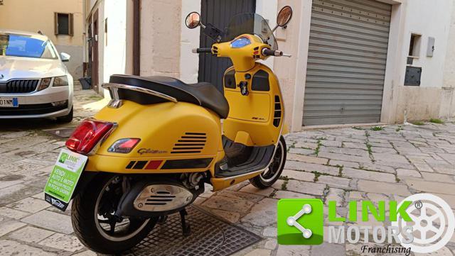 PIAGGIO Vespa GTS 300 Super Sport